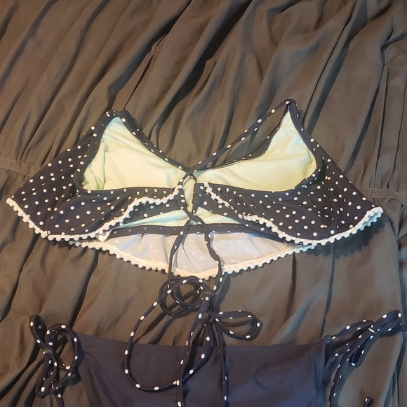 Bikini set - Picture 2 of 2